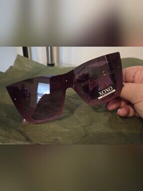 XOXO Women's Purple Oversized Sunglasses